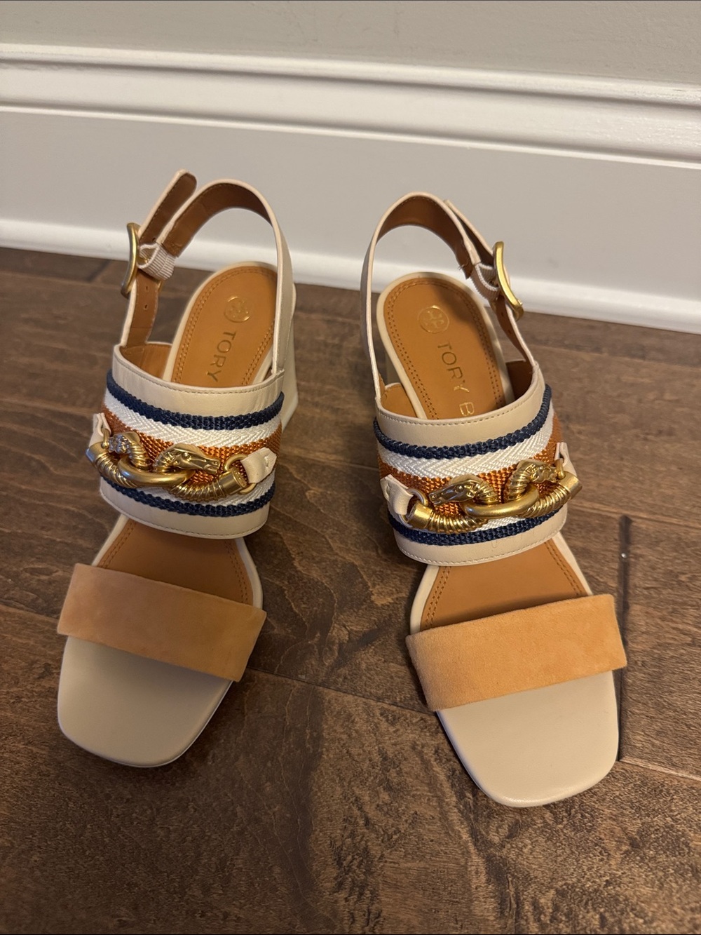 Jessa Block Heel Tory Burch Cream, Tan & Navy Horse Trim Slingback Heels 8M NWOB